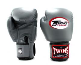 twins gloves price